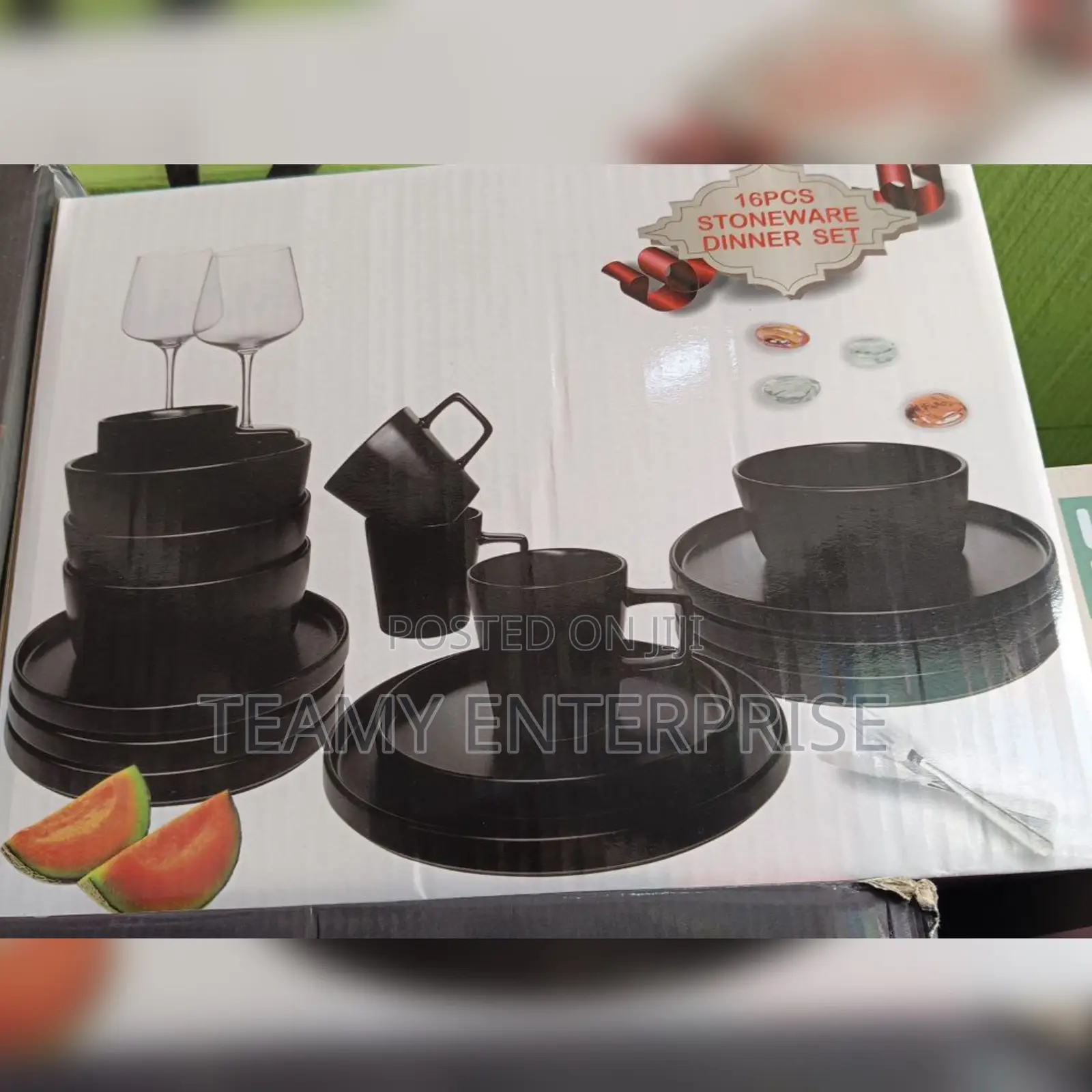 16 PCS Dinner Set Black - Plates, Mini Plates, Cereal Bowls, Cups