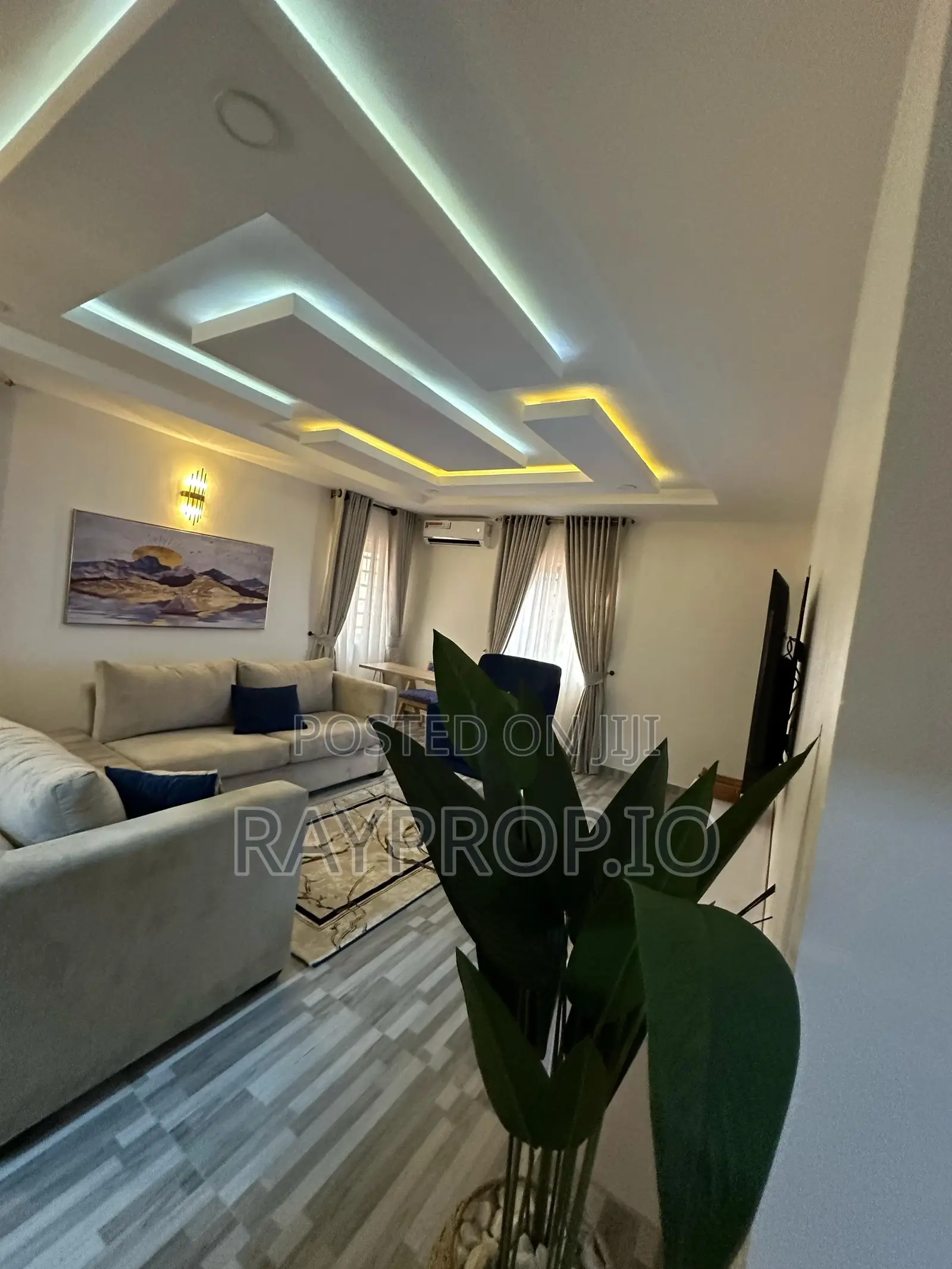 397292fx - 2 Bedroom Shortlet in Surulere