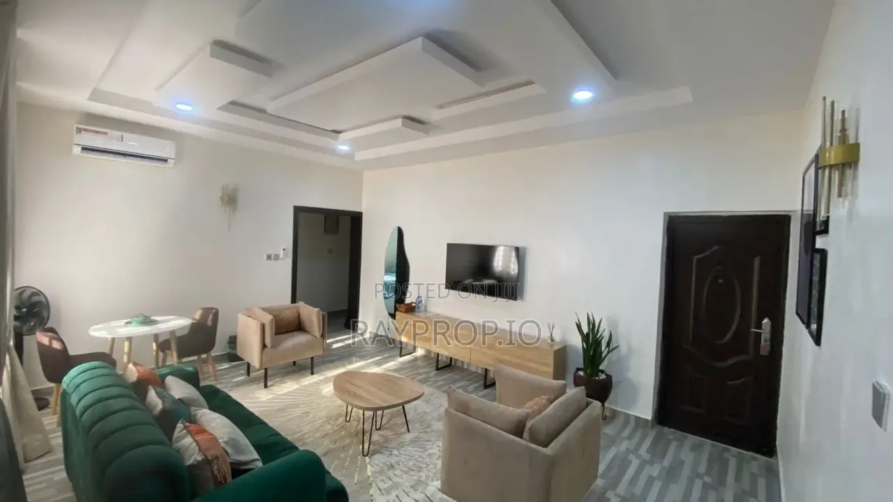 3 Bedroom Shortlet in Surulere