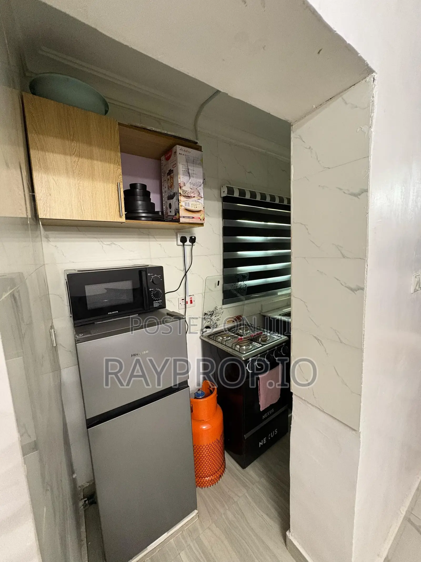 067680cq - 1 Bedroom Shortlet in Yaba
