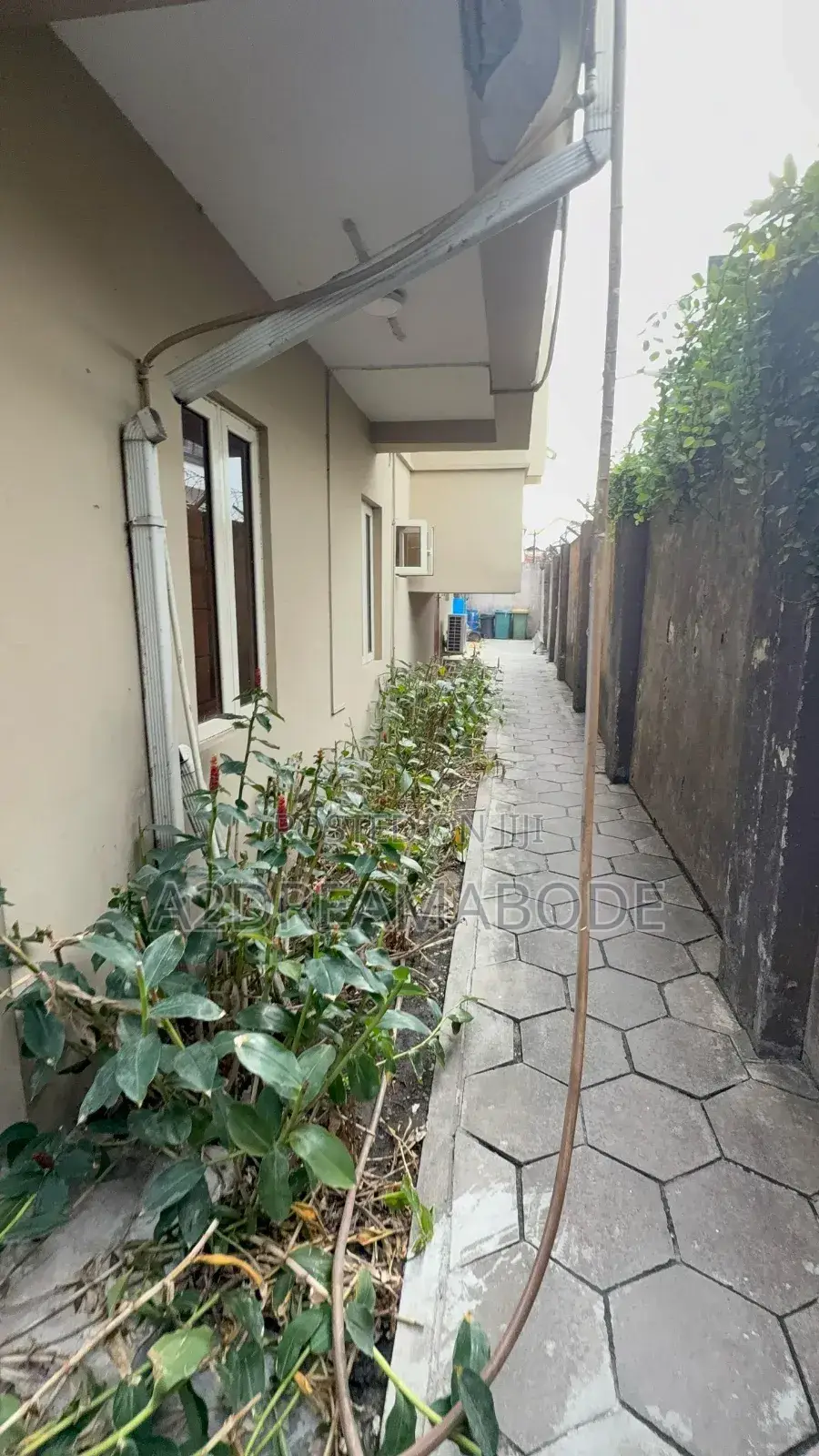 5bdrm Duplex in Victoria Island for sale