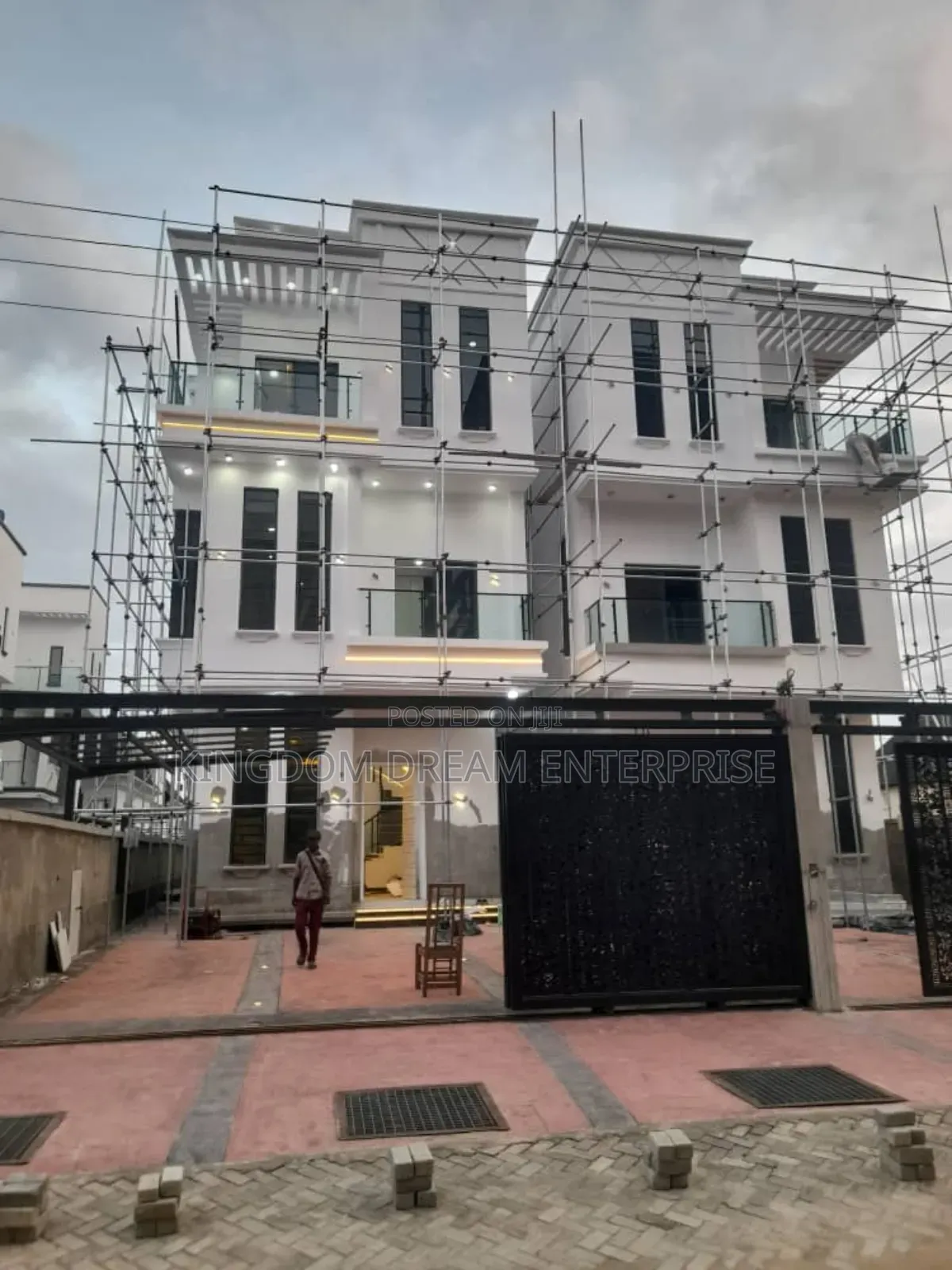5bdrm House in Lekki for sale