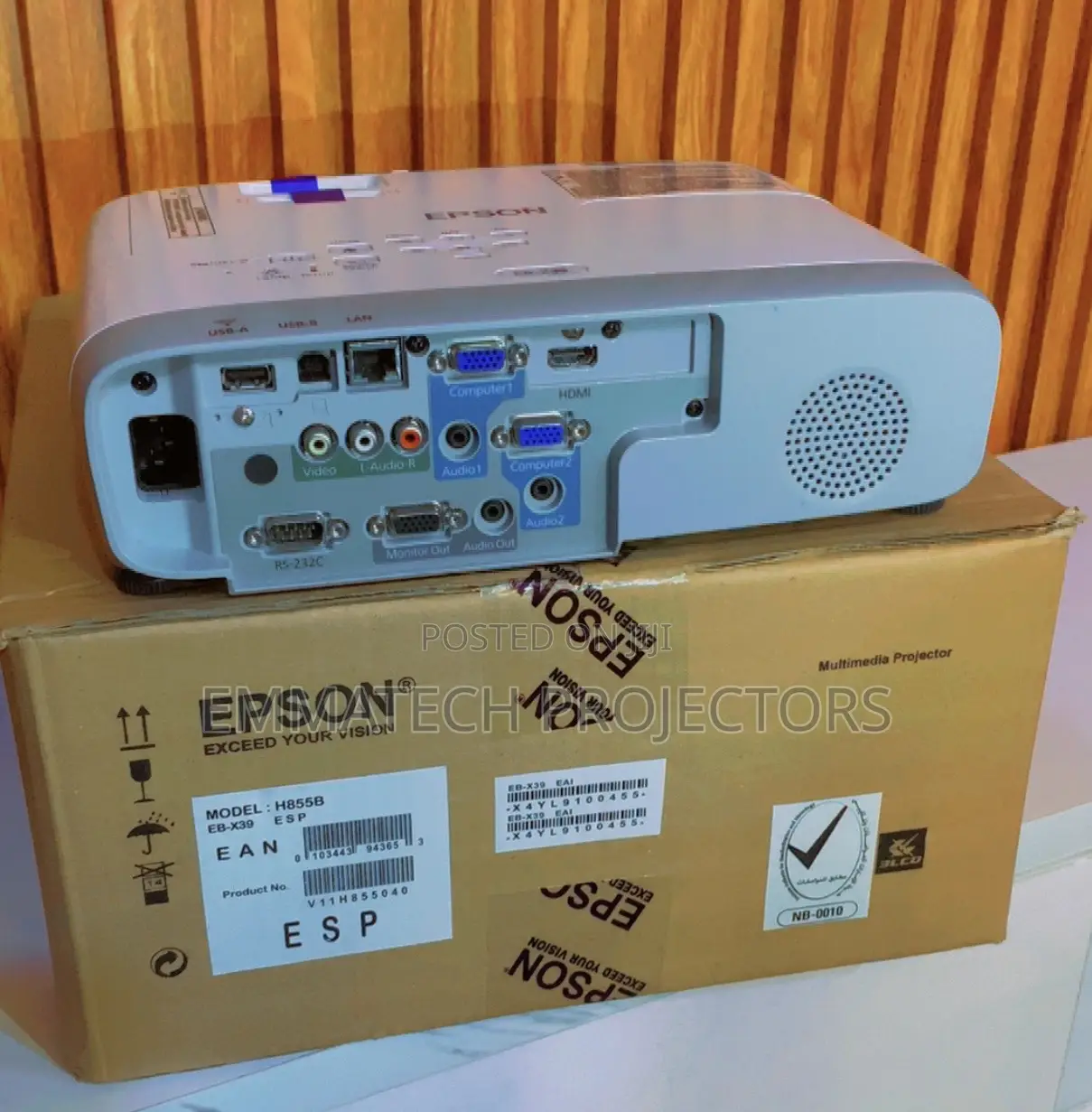 Brand New Epsonprojector Ebx39 Lekki, Abuja, Ph,Ibadan, Cotonou,Benin