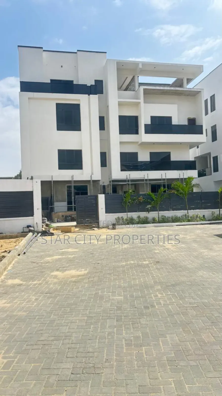 5bdrm House in Ikoyi for sale