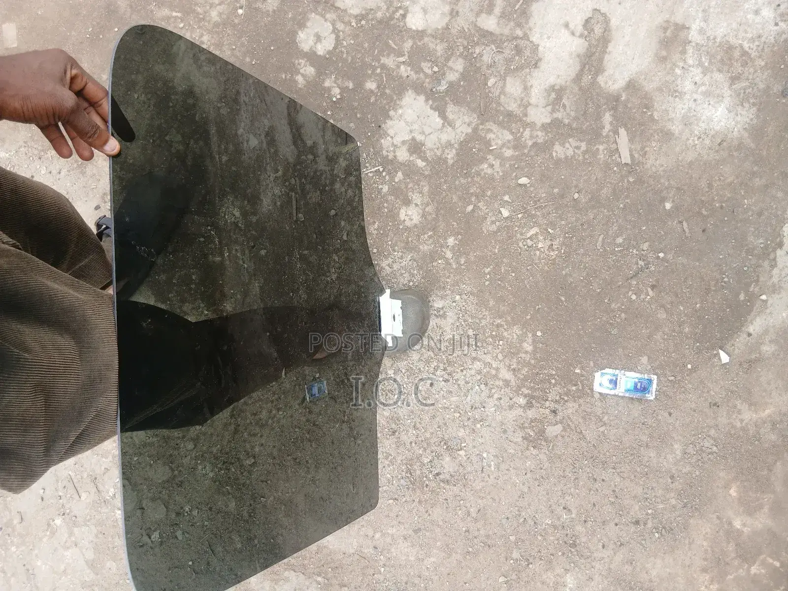 Door Glass for Gwagon 2022 Back Right