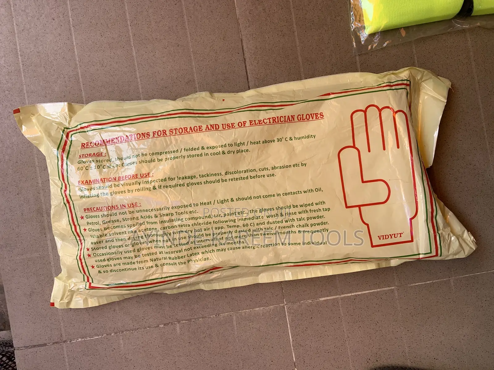 Natural Electrical Latex Seamless Electrician Gloves