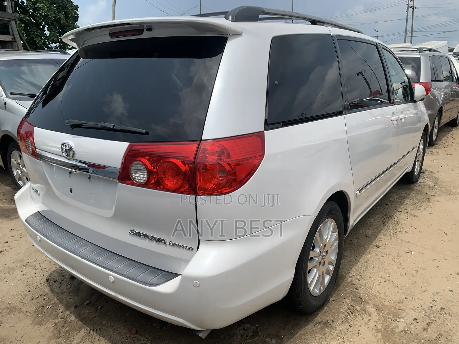 Toyota Sienna 2008 White