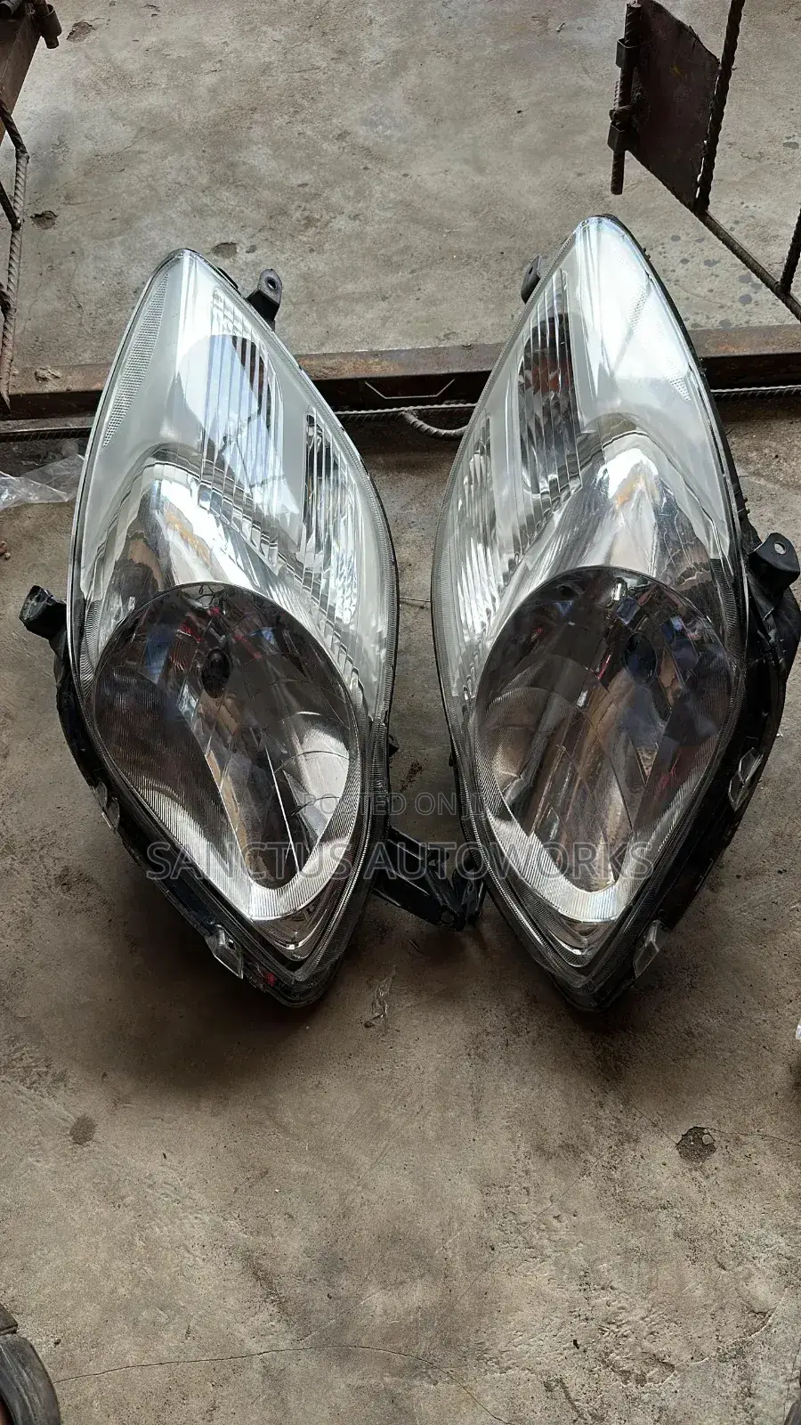 Headlight Yaris 2010 Hatchback