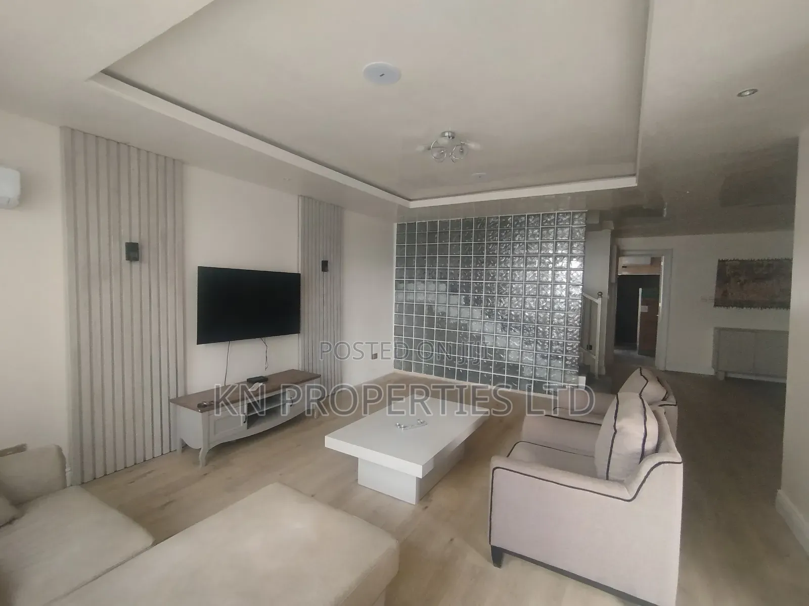 Furnished 5bdrm Apartment in Apo for rent