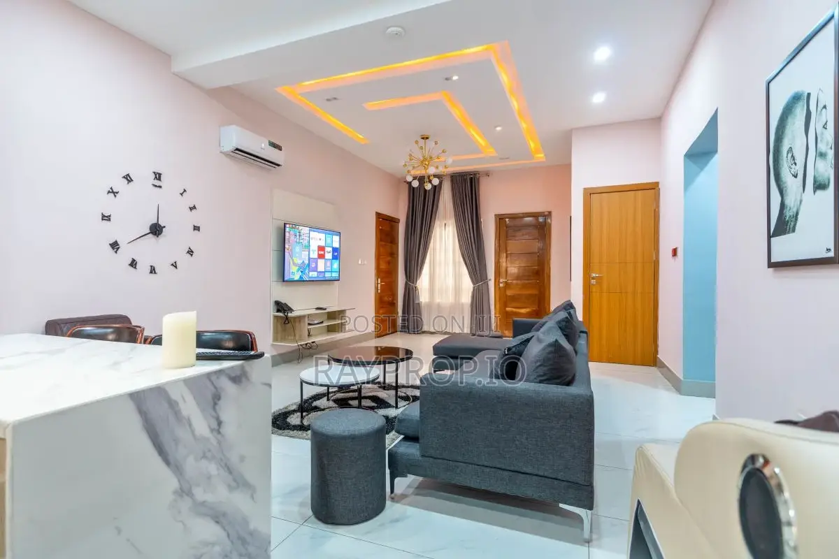 2 Bedroom Shortlet in Ikota Gra