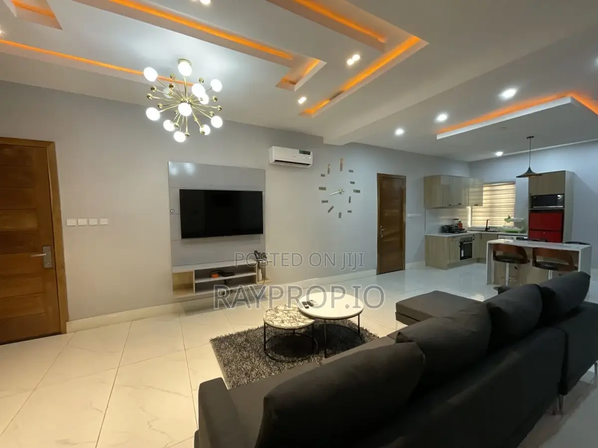 2 Bedroom Shortlet in Ikota Gra