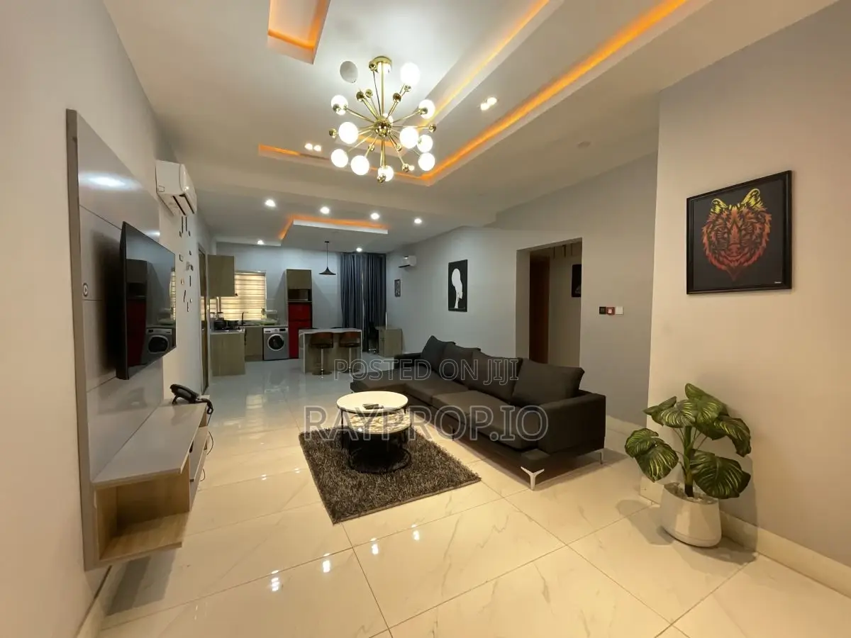 2 Bedroom Shortlet in Ikota Gra