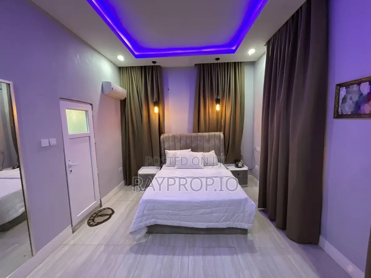 2 Bedroom Shortlet in Ikota Gra