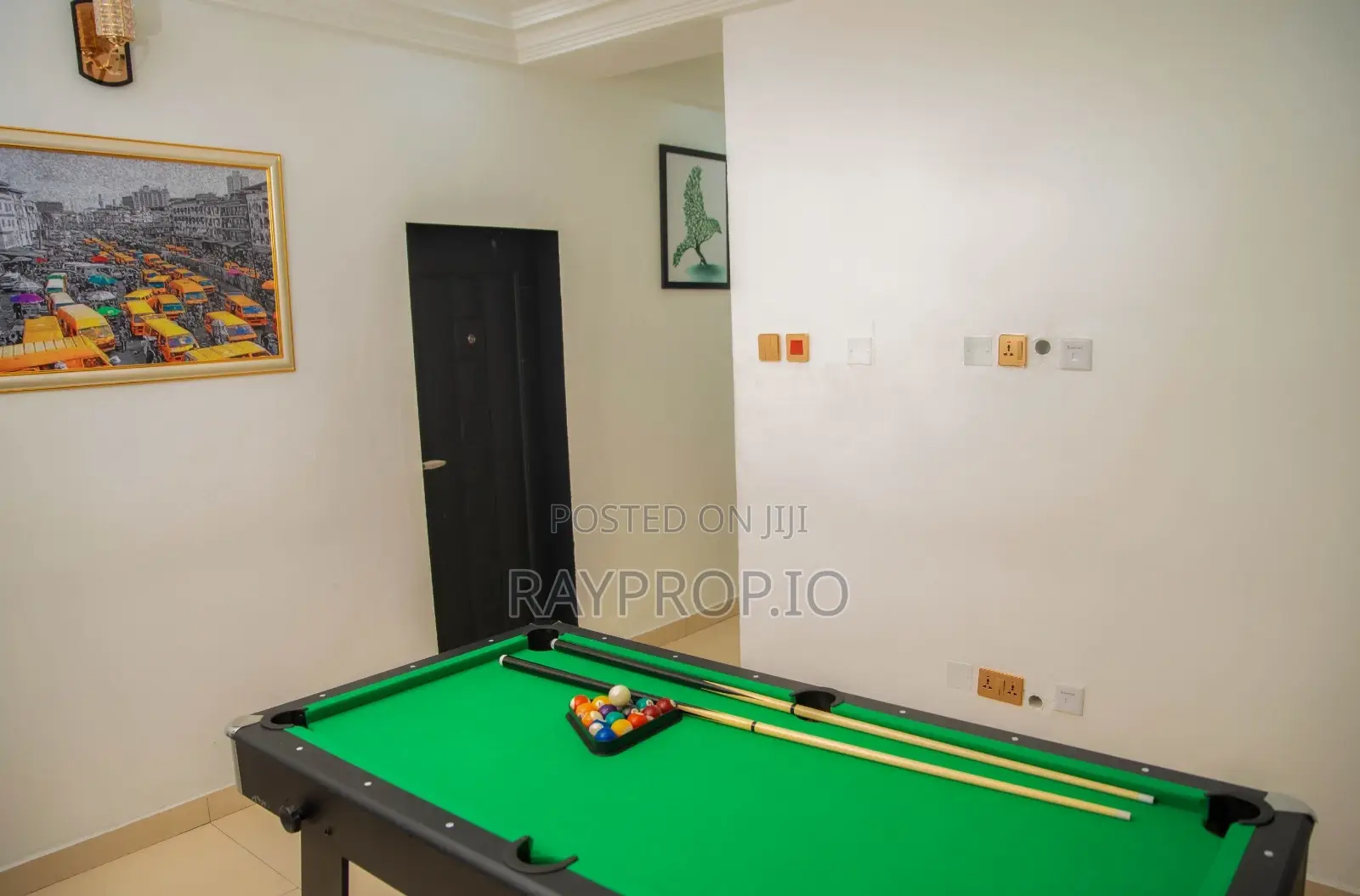 4 Bedroom Shortlet in Ikota Gra