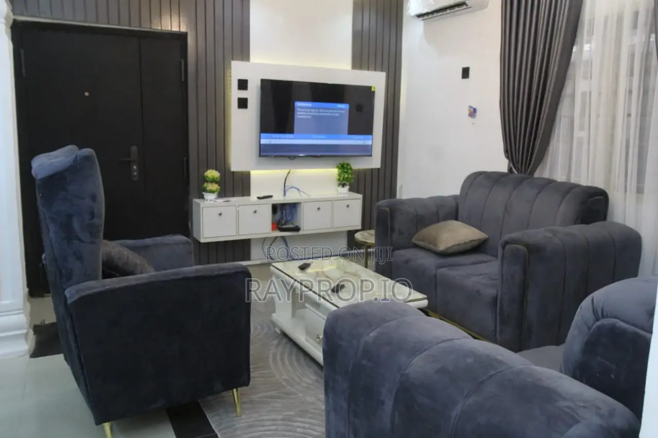 2 Bedroom Shortlet in Ajao Estate
