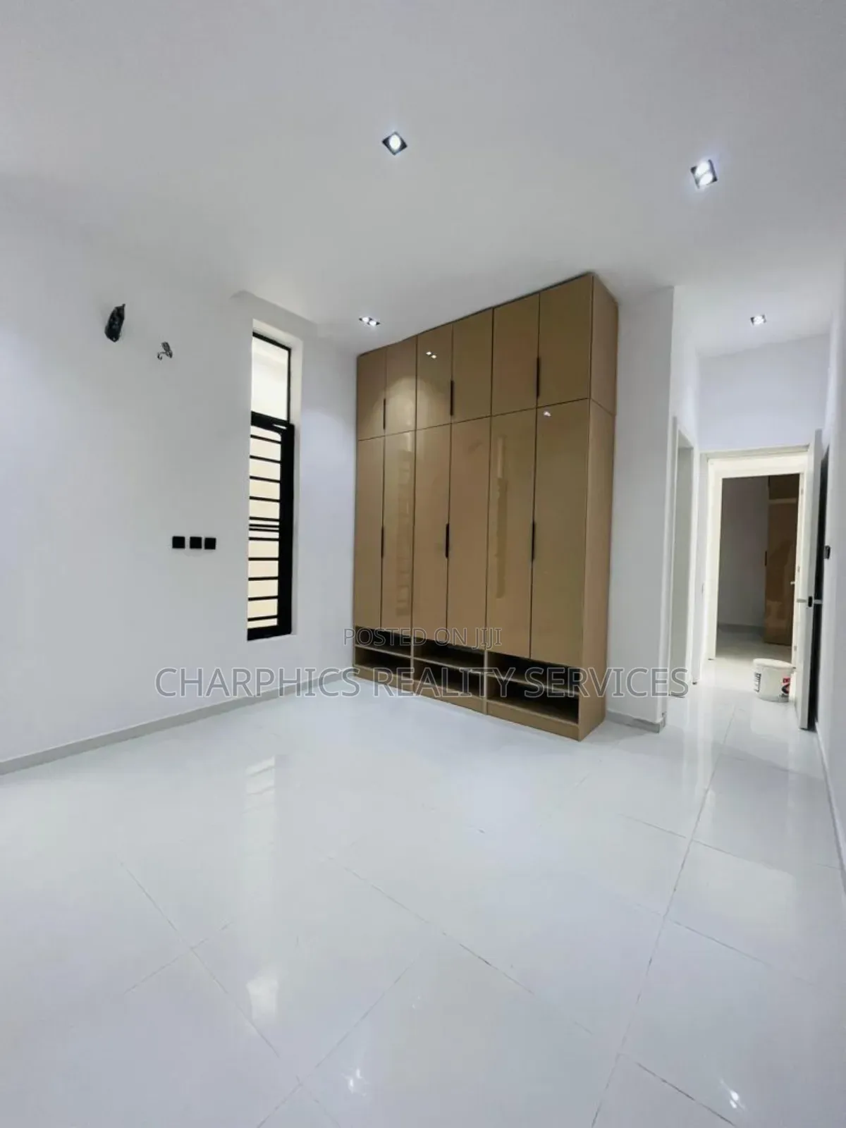 5bdrm Duplex in Ajah for sale