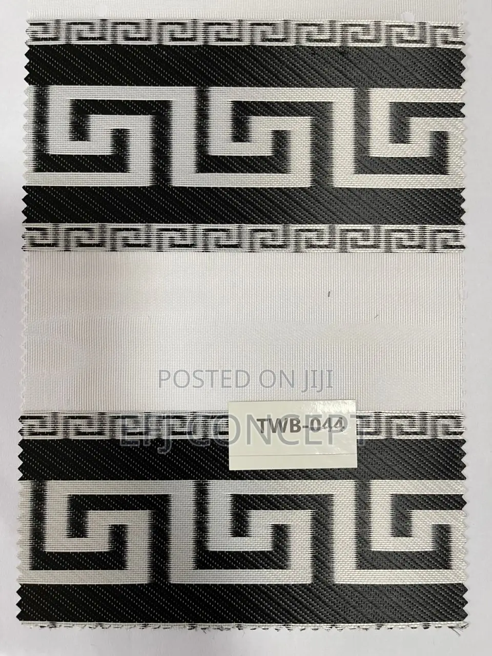 Day And Night Window Blind - Brilliant Black And White Artwork Design