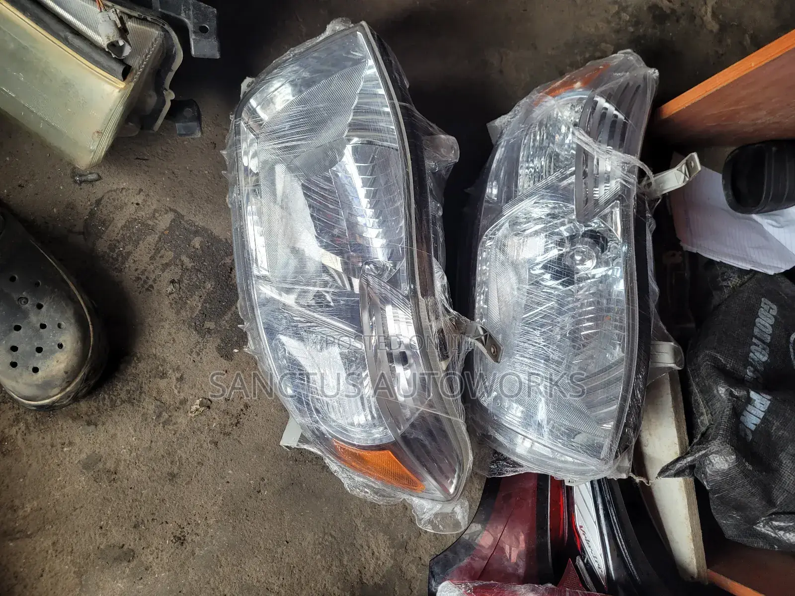 Headlight Toyota Highlander 2008