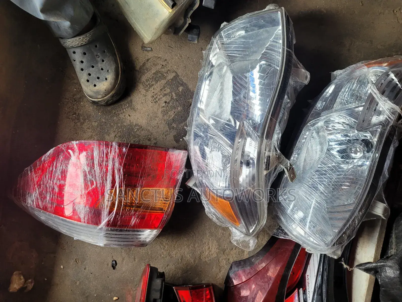 Headlight Toyota Highlander 2008