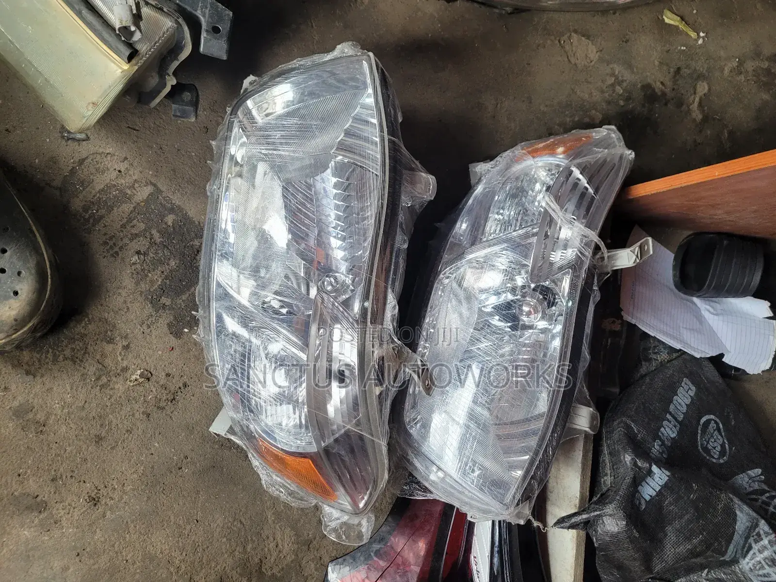 Headlight Toyota Highlander 2008