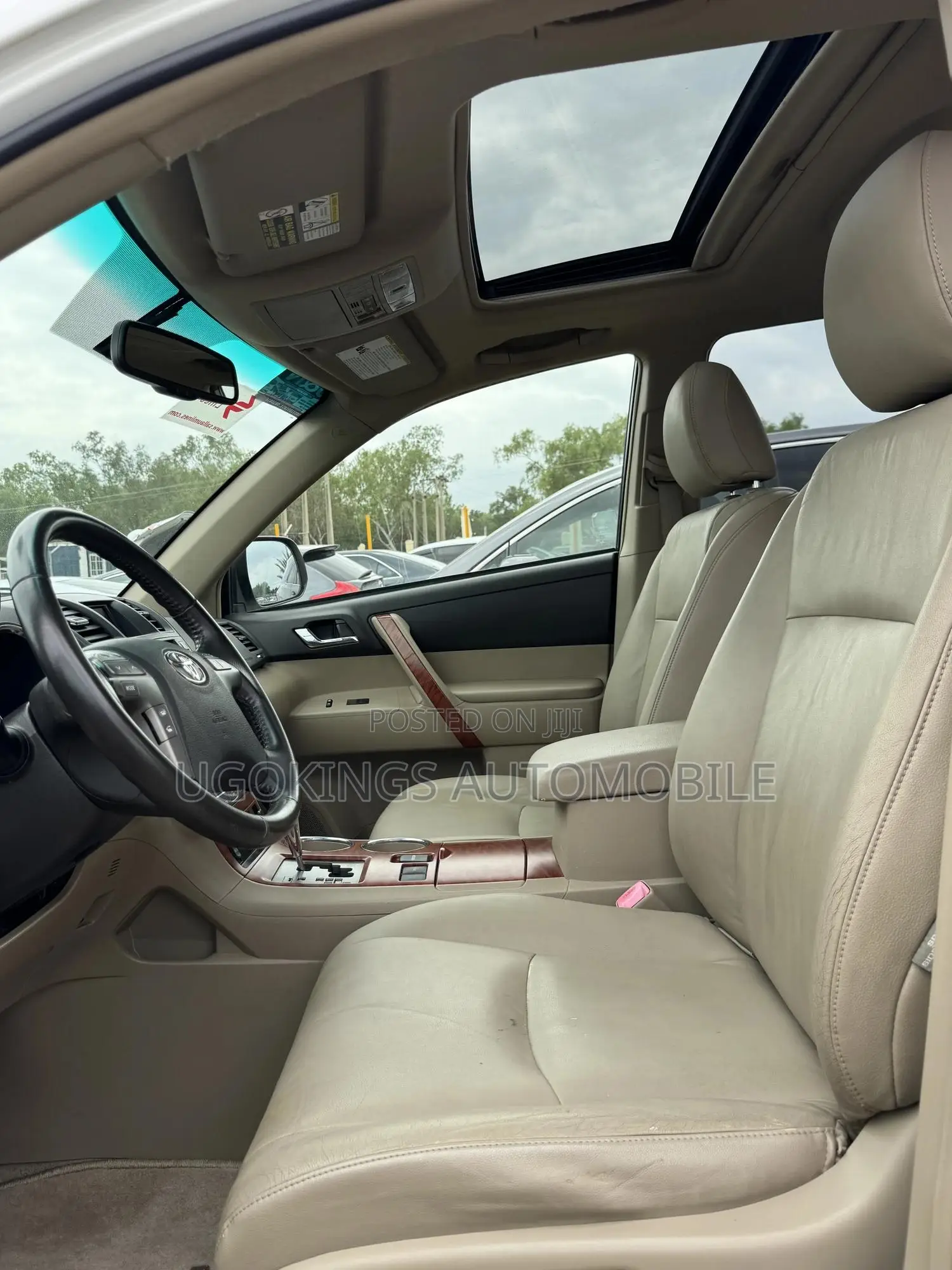 Toyota Highlander Limited 2010 White