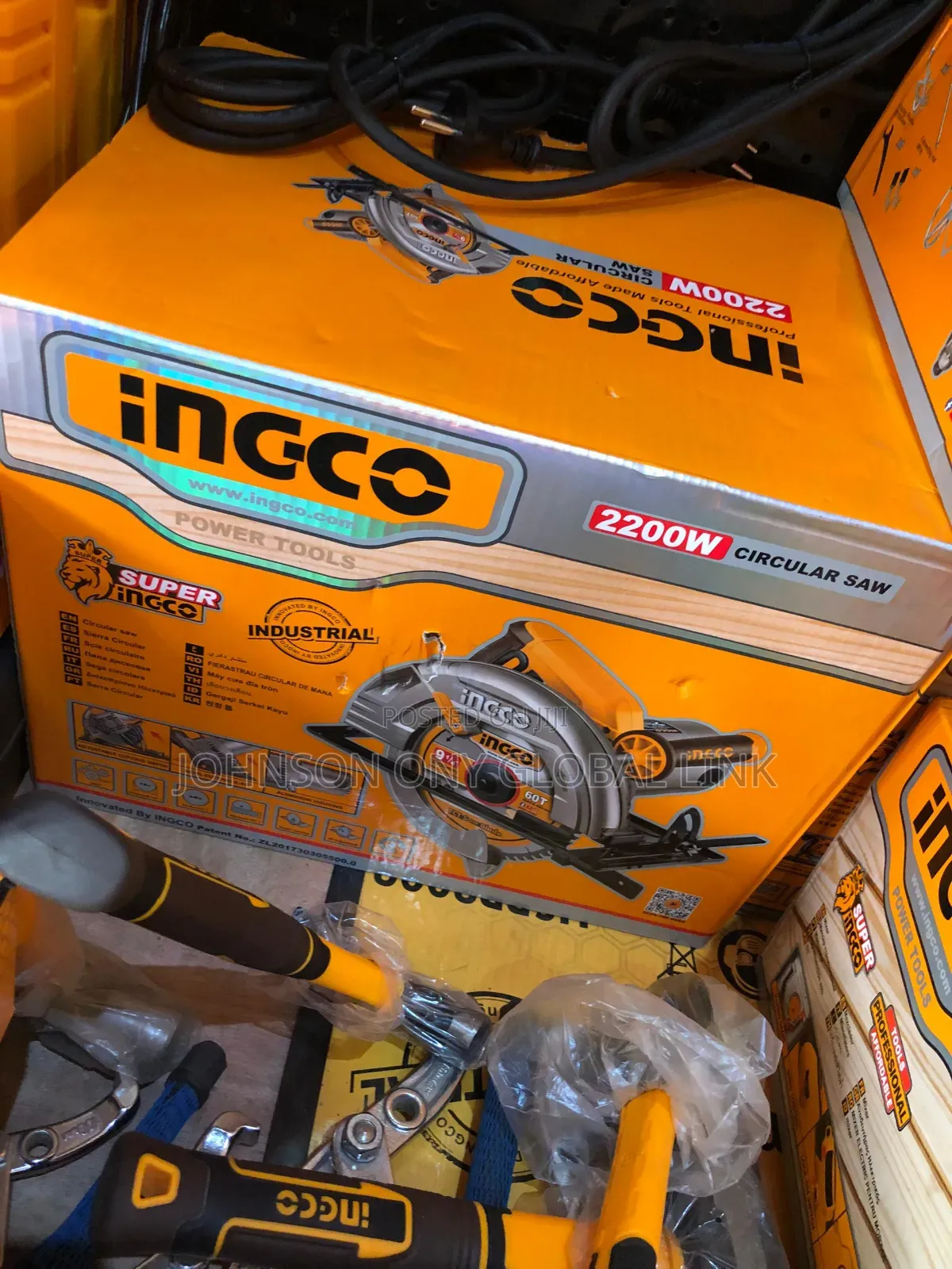9" Ingco Industrial Circular Saw