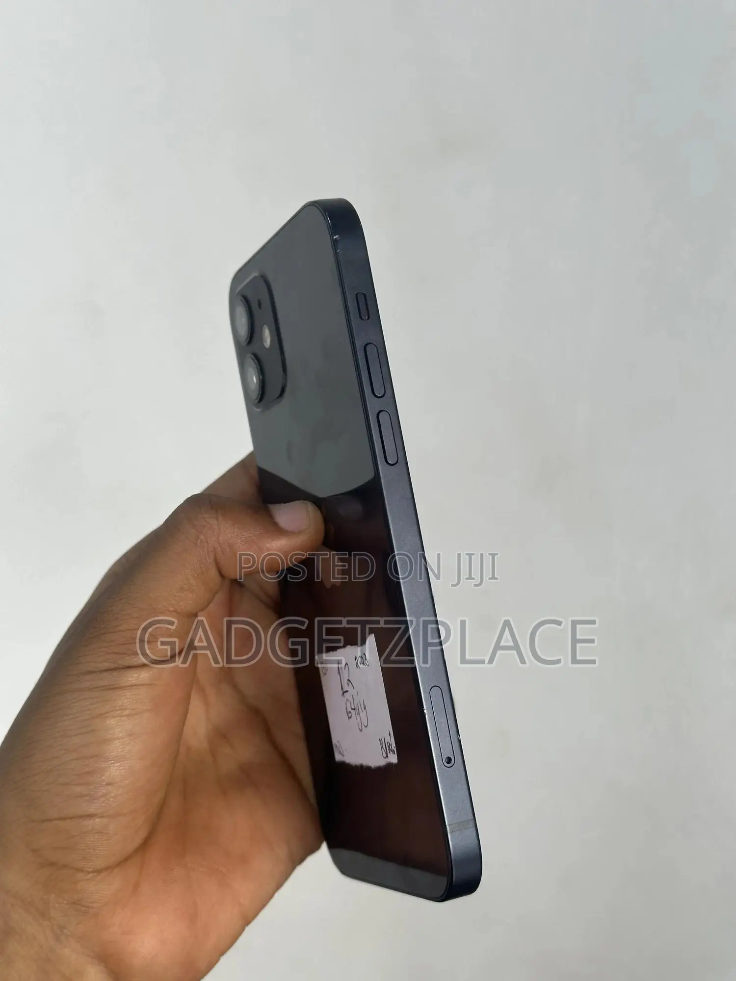Apple iPhone 12 64 GB Black