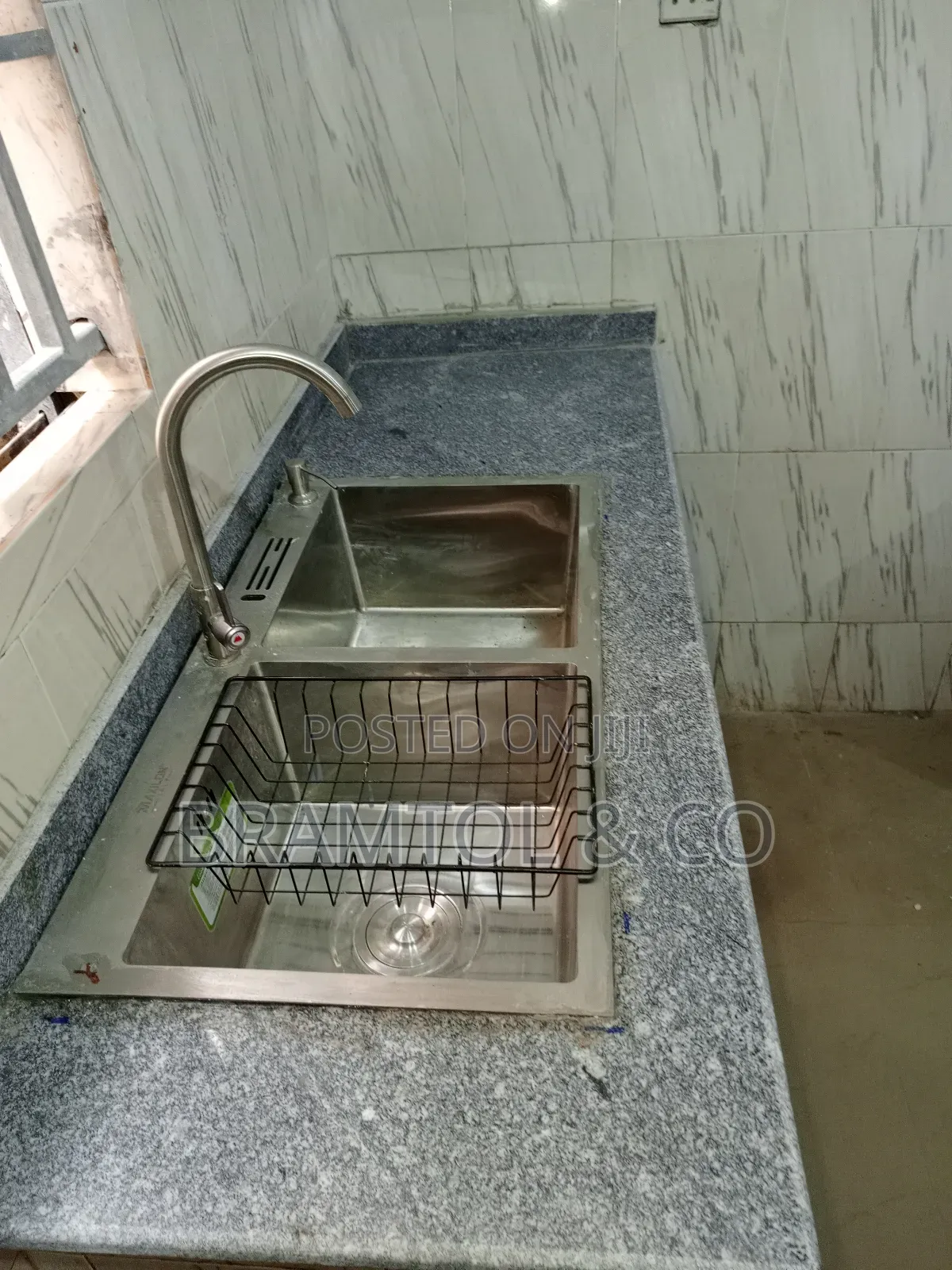 3bdrm Block of Flats in Durumi for rent