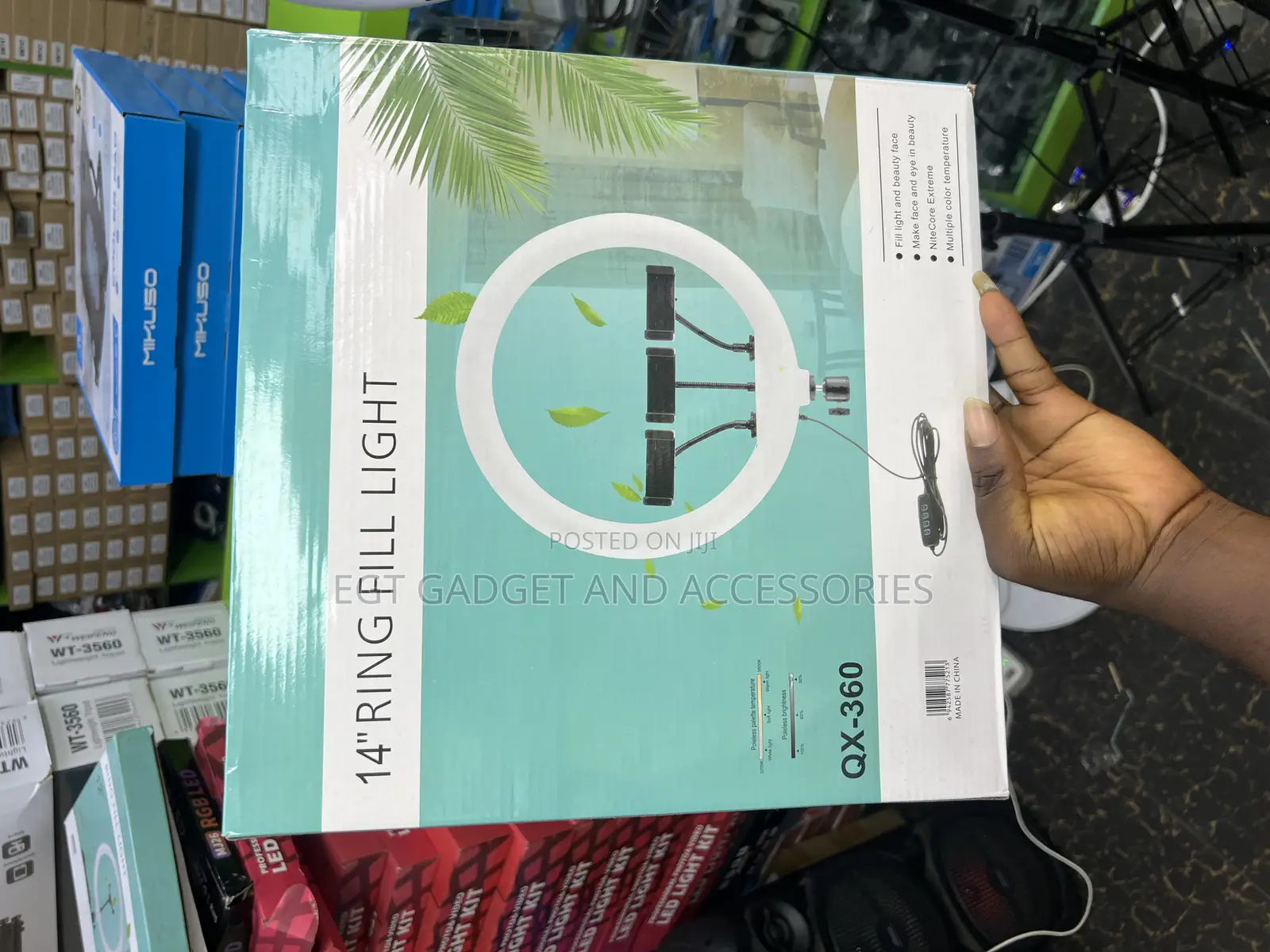 Qx-360 14-Inch Led Ring Light.