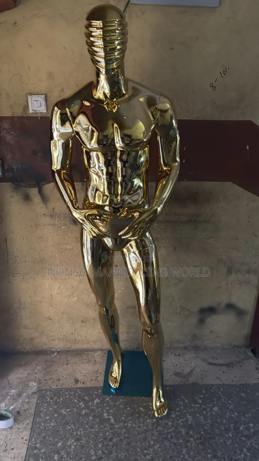 Spider Faced High Quality Gold Chrome Male Mannequin
