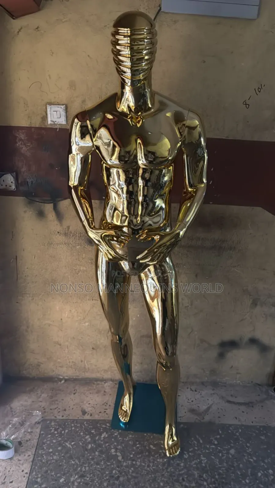 Spider Faced High Quality Gold Chrome Male Mannequin