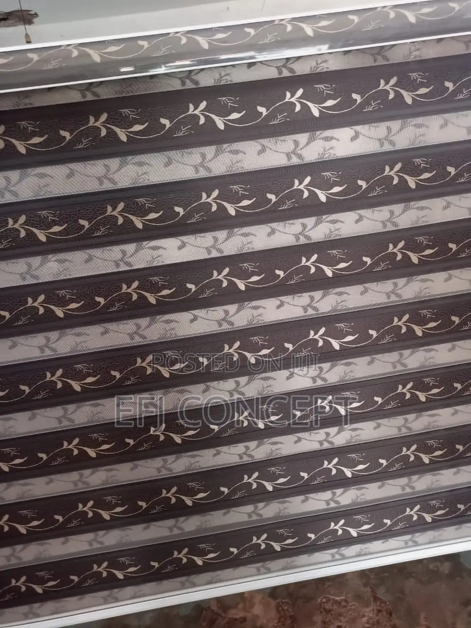 Day And Night Window Blind - Elegant Chocolate Fine Floral Style
