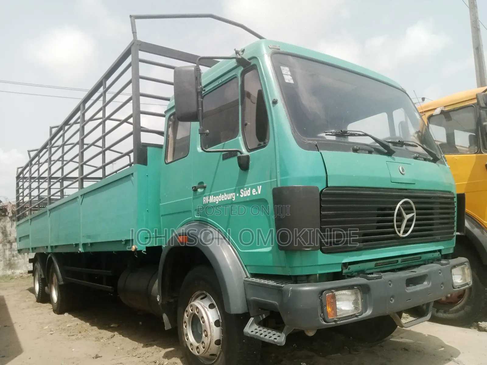 Mercedes Benz 1622 Truck