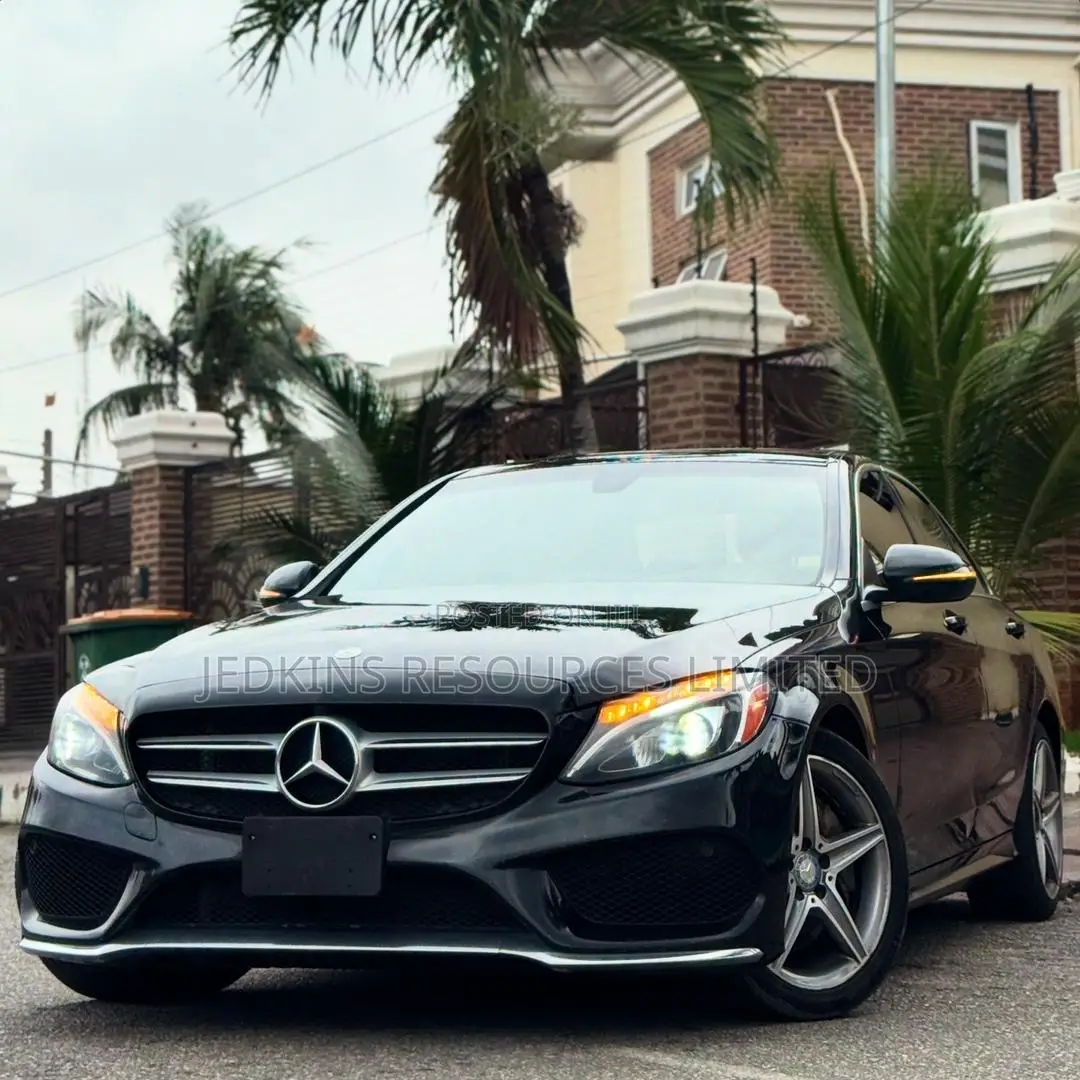 Mercedes-Benz C300 Sport 4Matic Sedan AWD (2.0L 4cyl 7A) 2017 Black