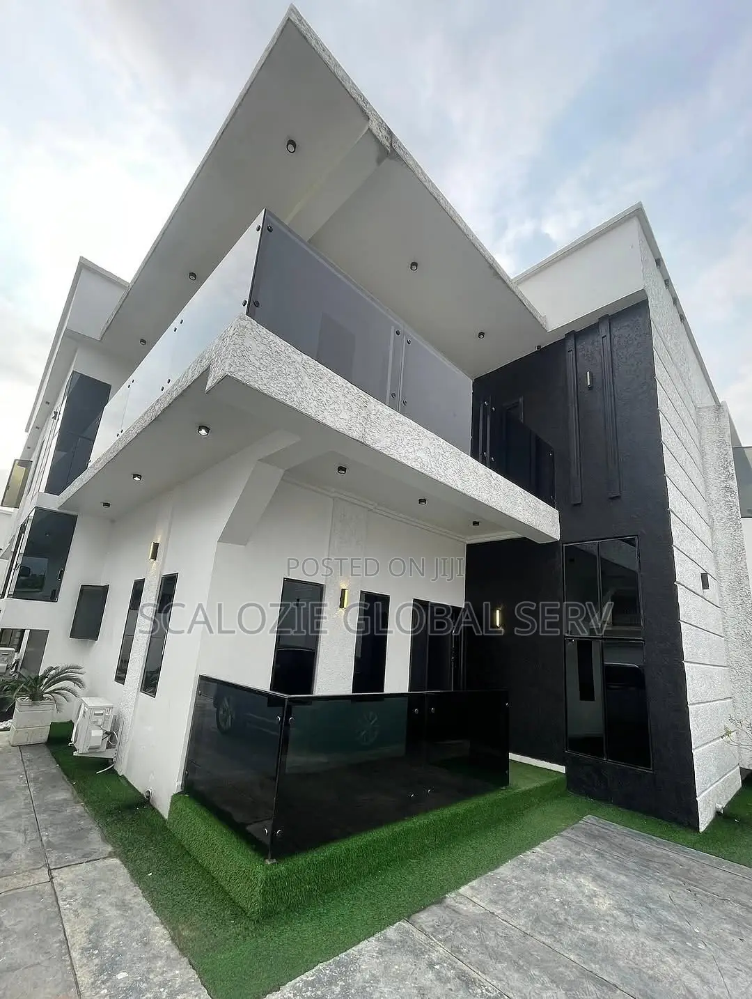 4bdrm Duplex in Radio Estate, Off, New Layout for sale