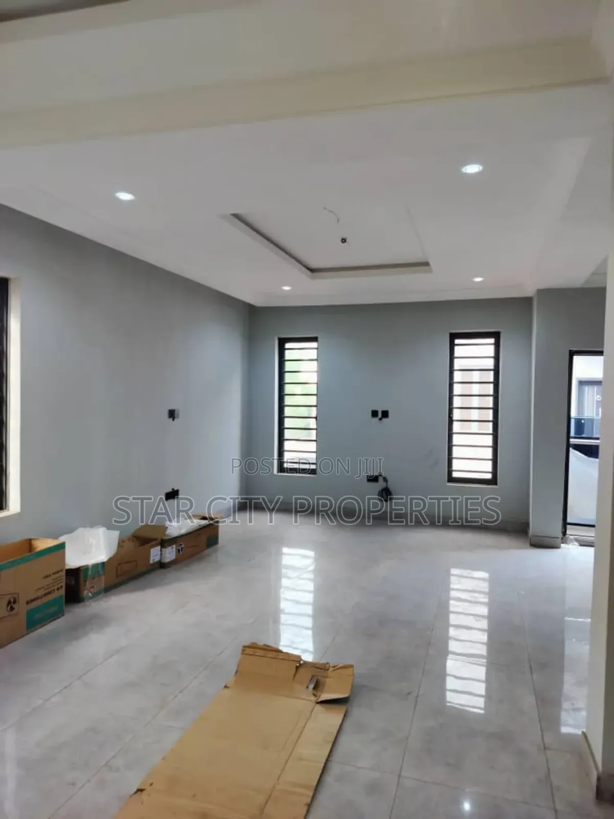 4bdrm Duplex in Shonibare for sale