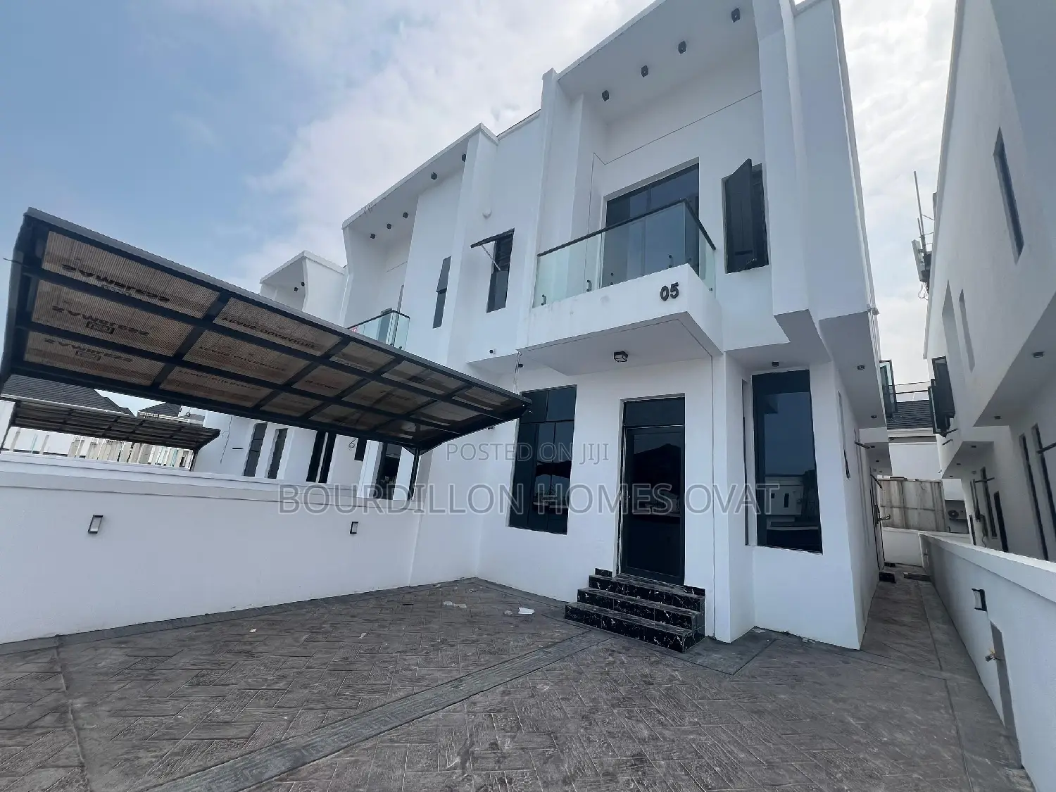 4bdrm Duplex in Lekki for sale