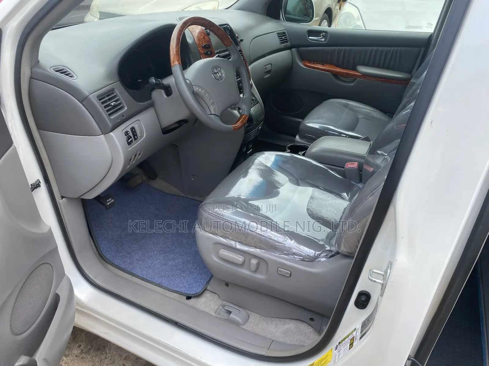 Toyota Sienna XLE Limited 4WD 2008 White
