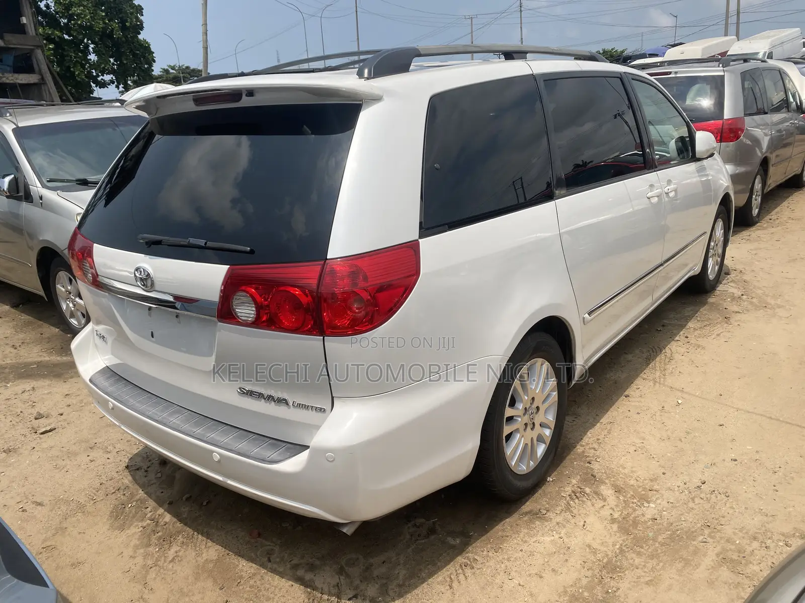 Toyota Sienna XLE Limited 4WD 2008 White