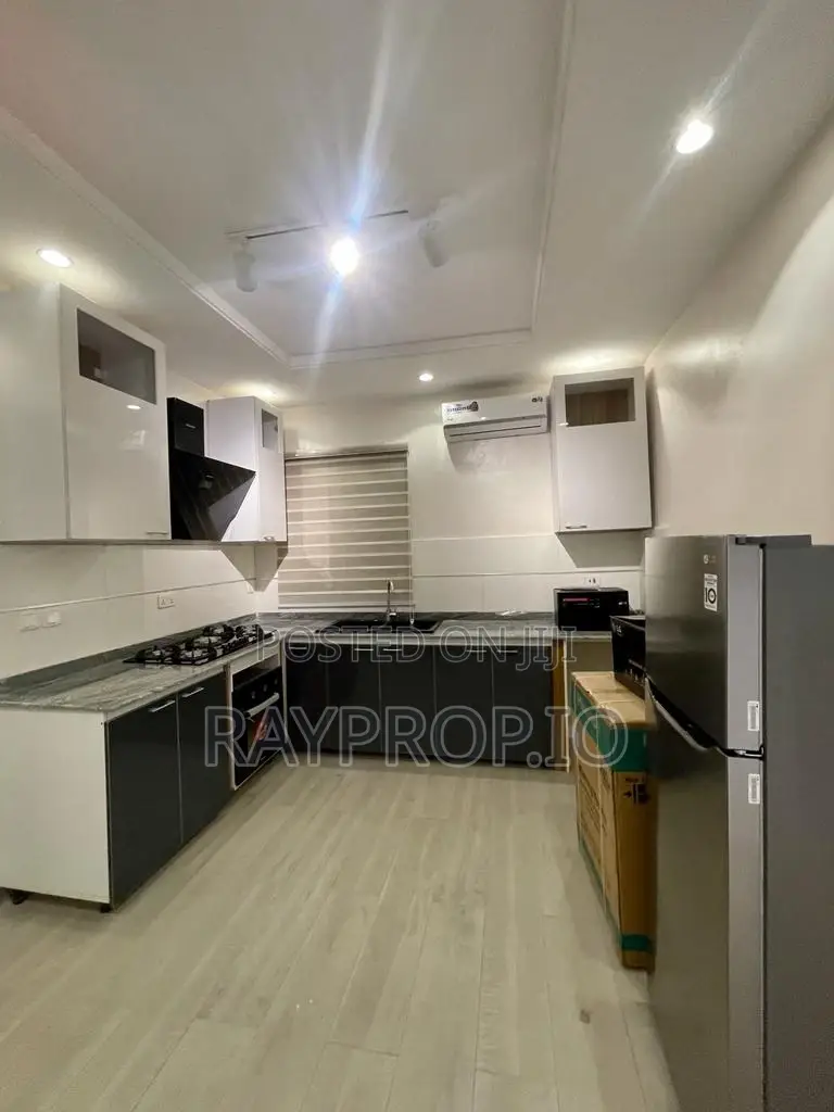 950256dd - 3 Bedroom Shortlet Off Freedom Way Lekki