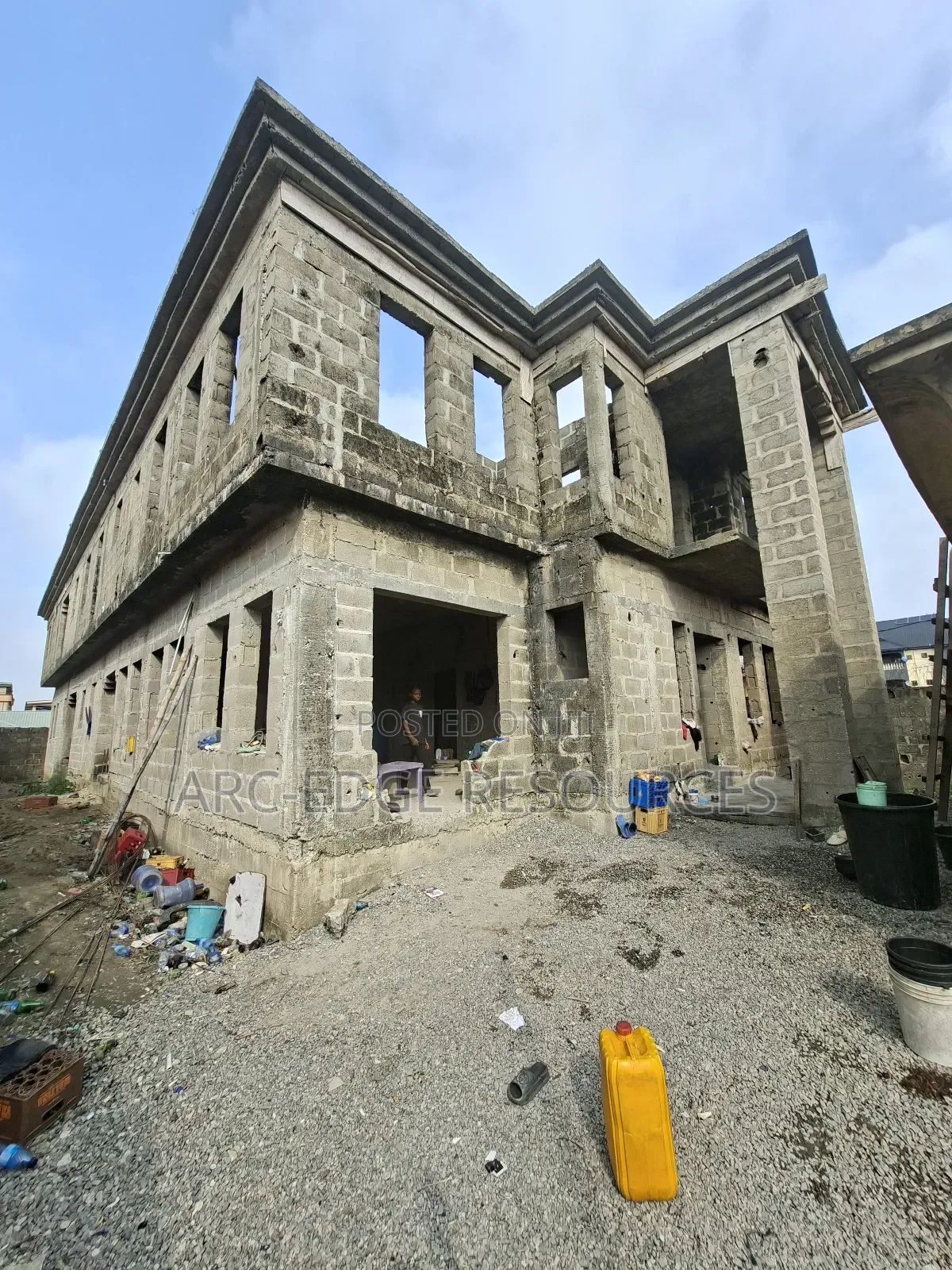 5bdrm Duplex in Ago Palace for sale