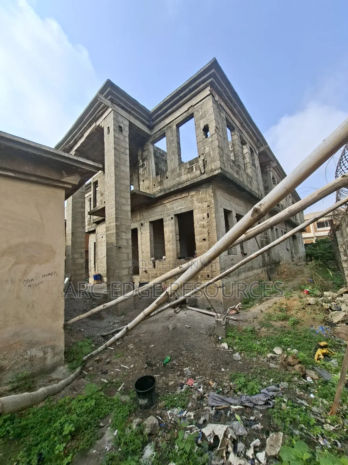 5bdrm Duplex in Ago Palace for sale