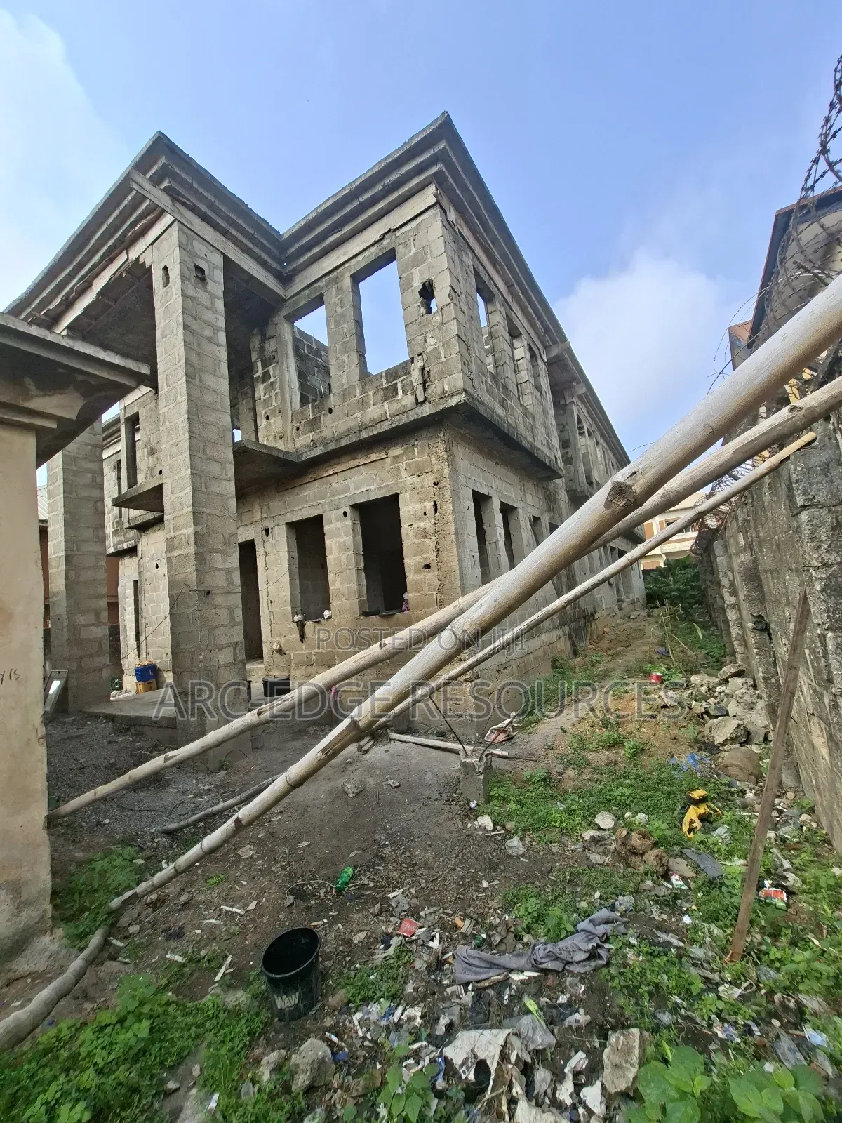 5bdrm Duplex in Ago Palace for sale