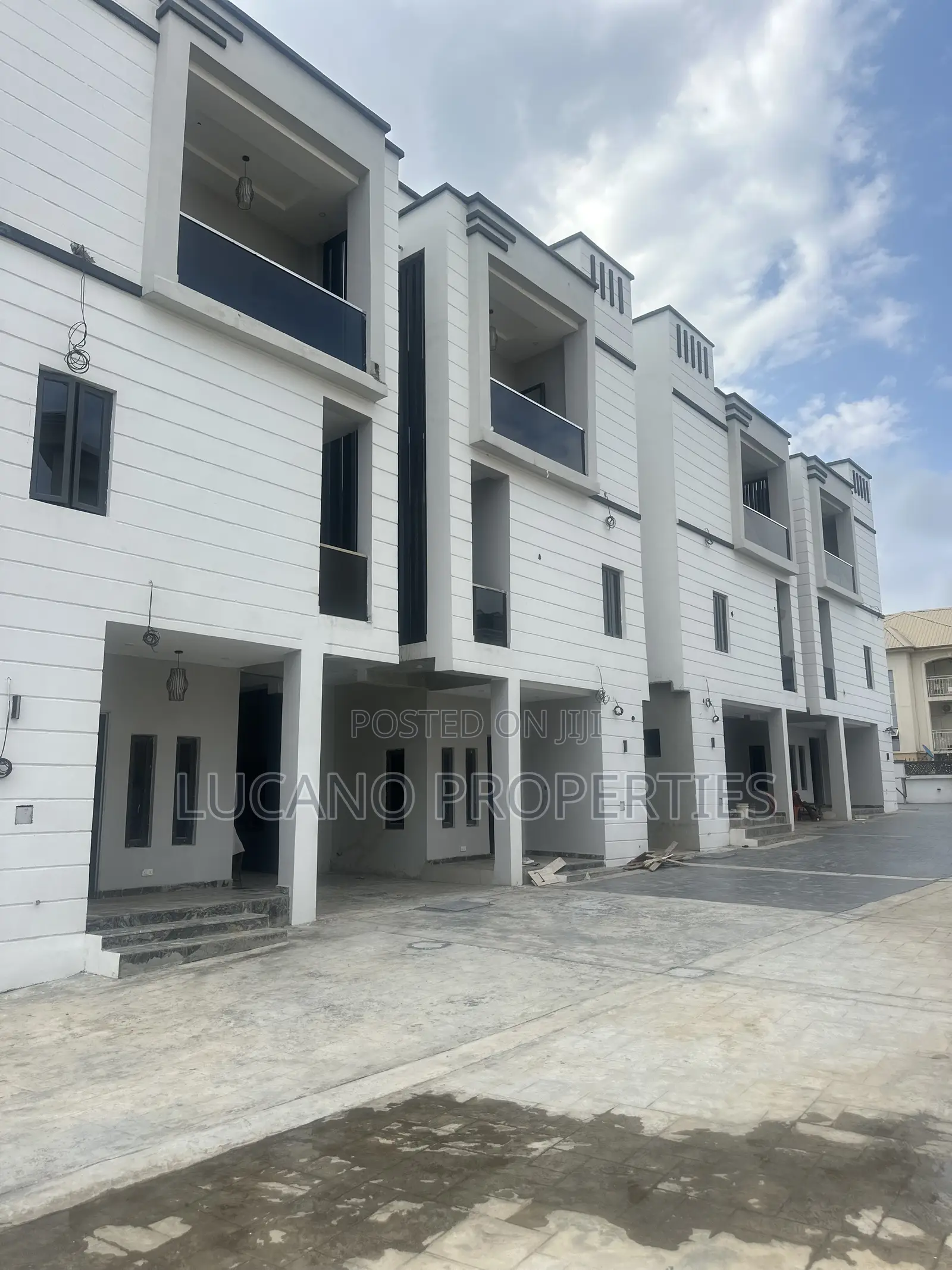 5bdrm Duplex in Wuye District for rent