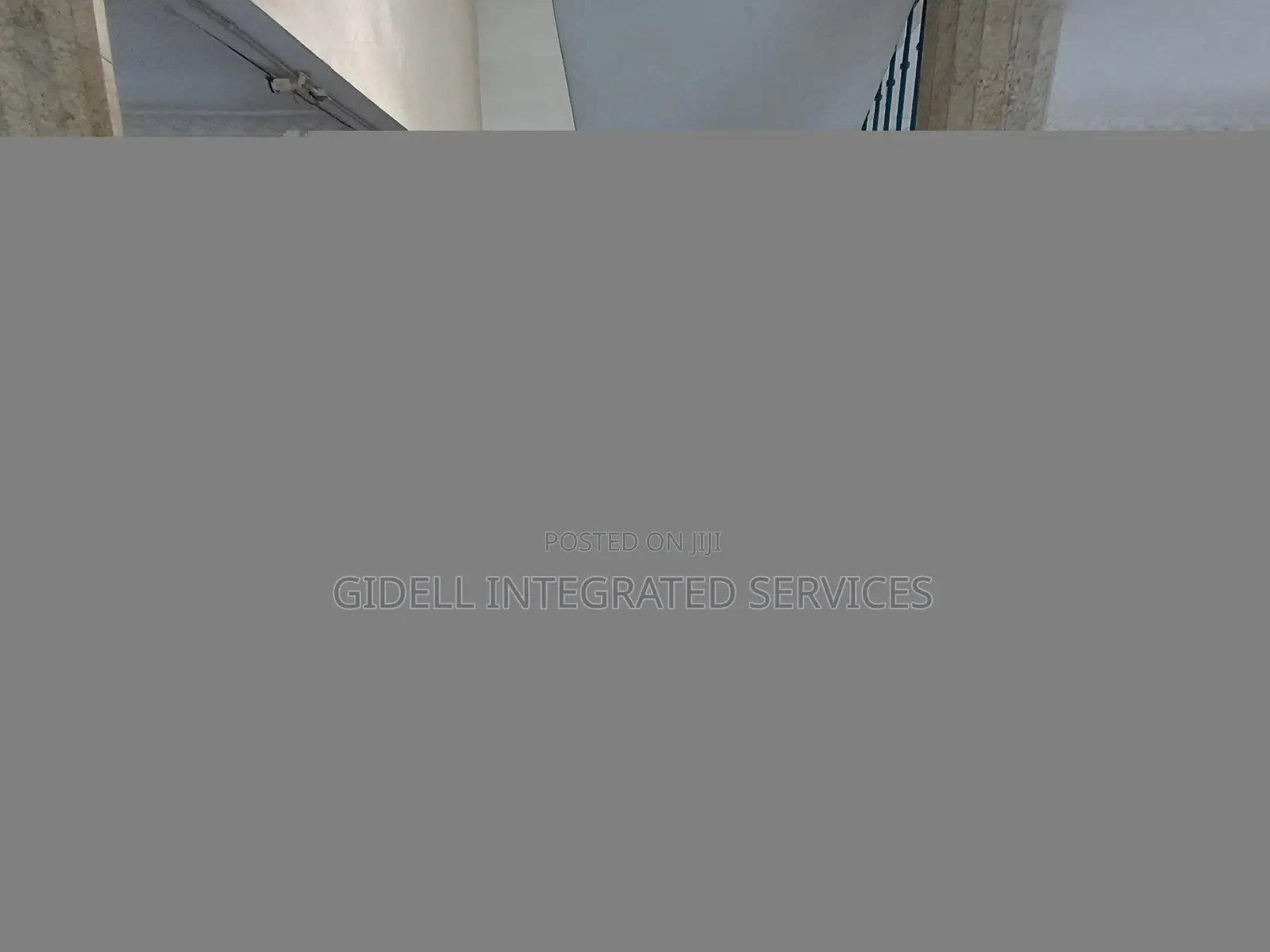 140sqm Shop / Office Space on the First Floor