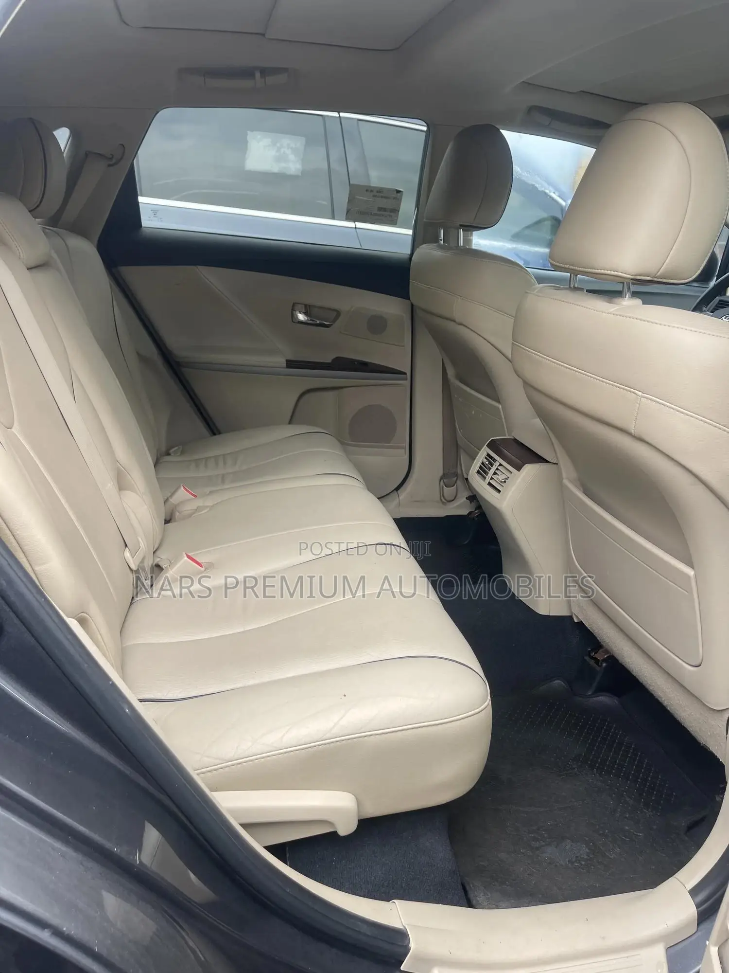 Toyota Venza V6 AWD 2010 Gray