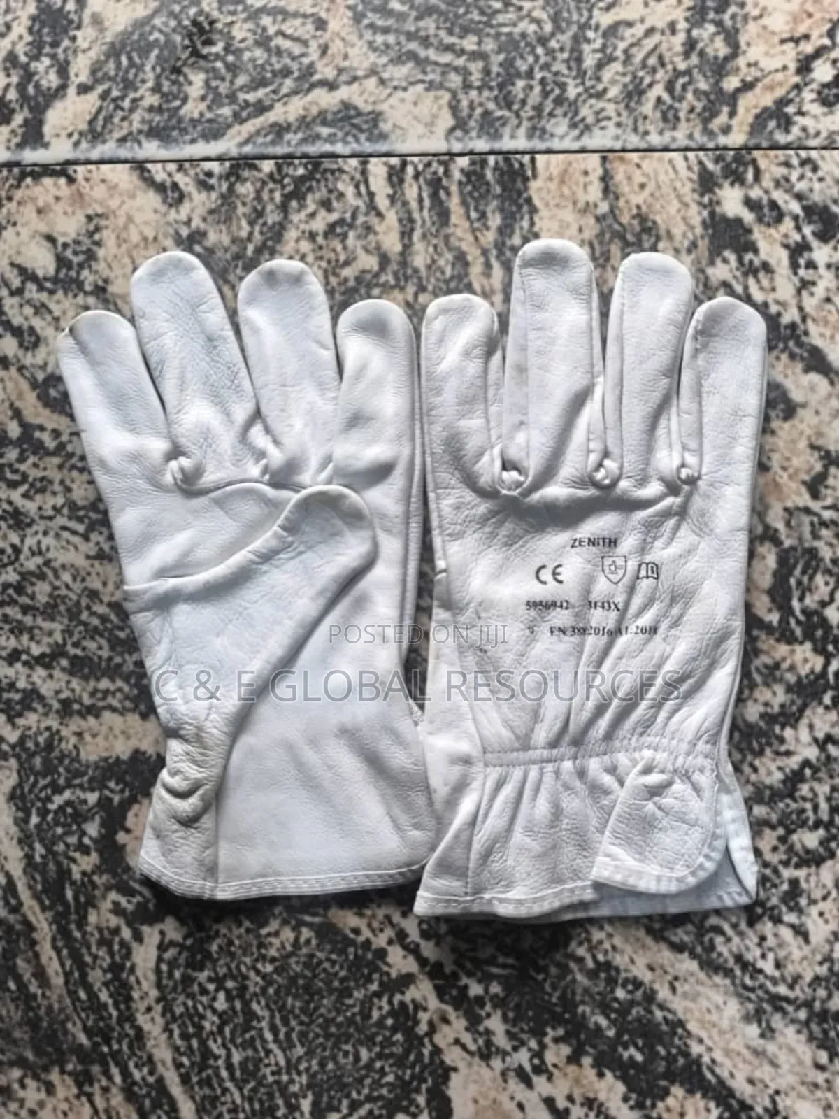 Argon Glove