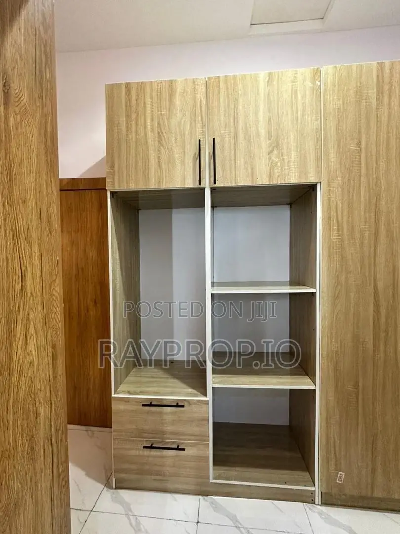 604618ap - 3 Bedroom Shortlet in Ajah