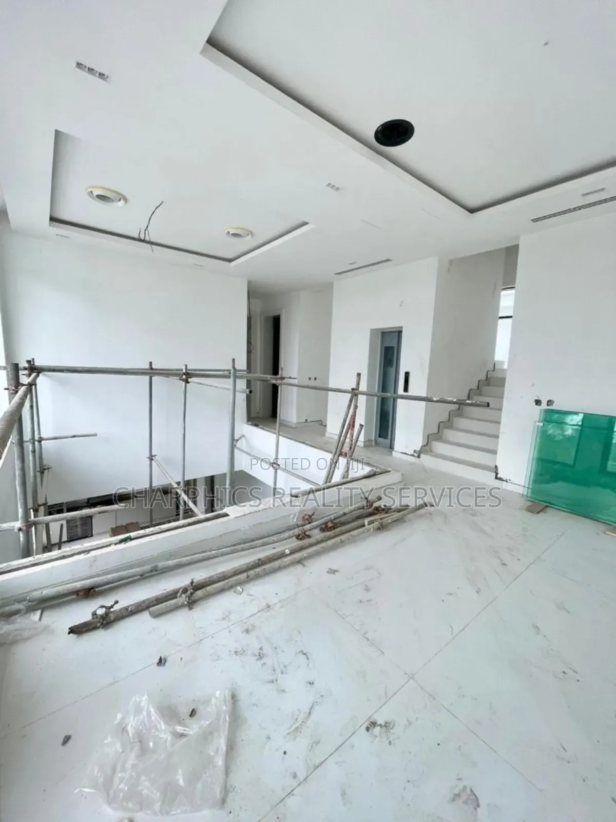 5bdrm Duplex in Price.$ 2.5M, Ikoyi for sale