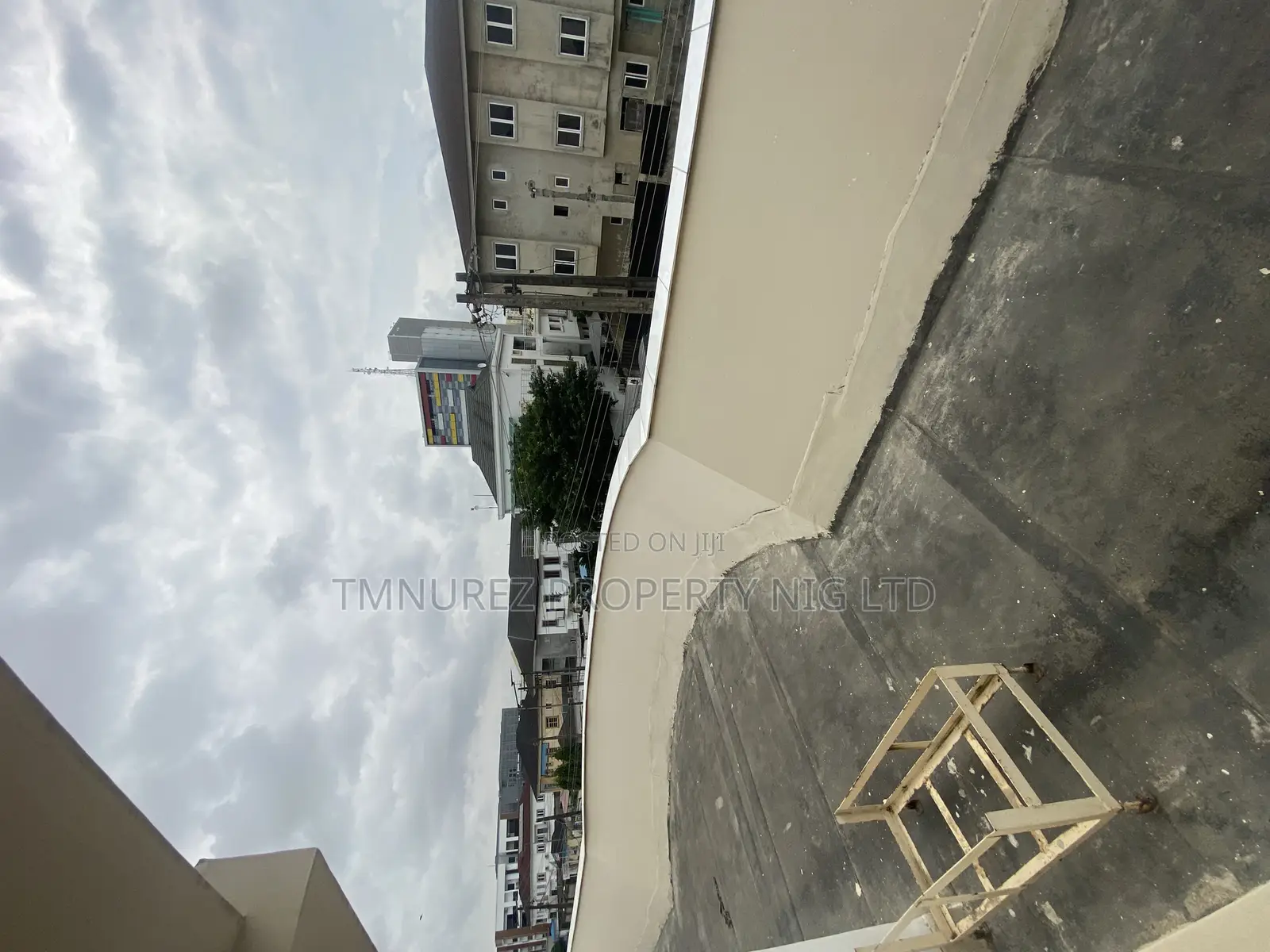 5bdrm Apartment in Lekki Phase 1 for rent